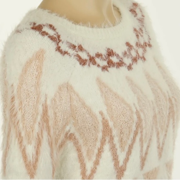 LAUREN CONRAD Women's medium 
Fuzzy WHITE & PEACH sweater - Picture 4 of 12